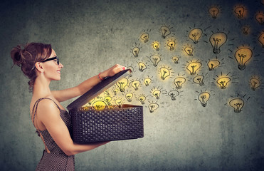 雨燕自动档变速箱润滑油多少公里更换