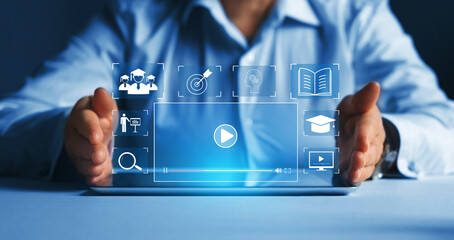 中国太平保险公司报警电话