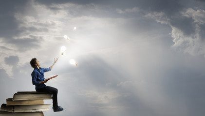 《地球的故事》大班教案